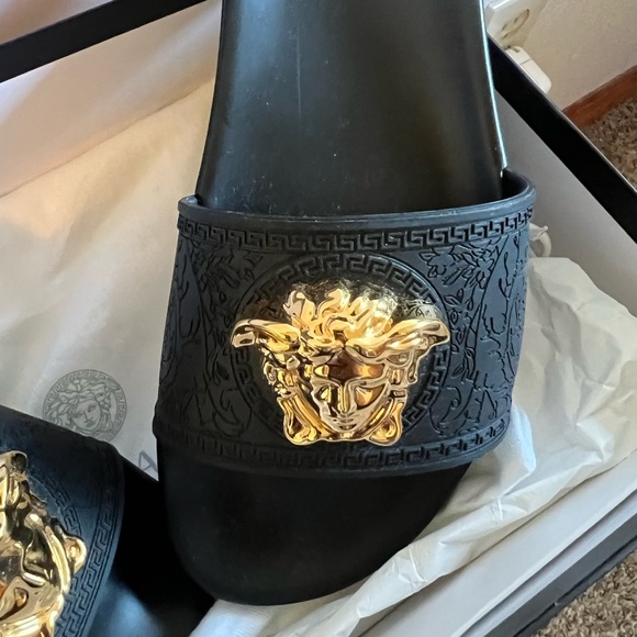 Versace all black brand new slippers. - Picture 7 of 11